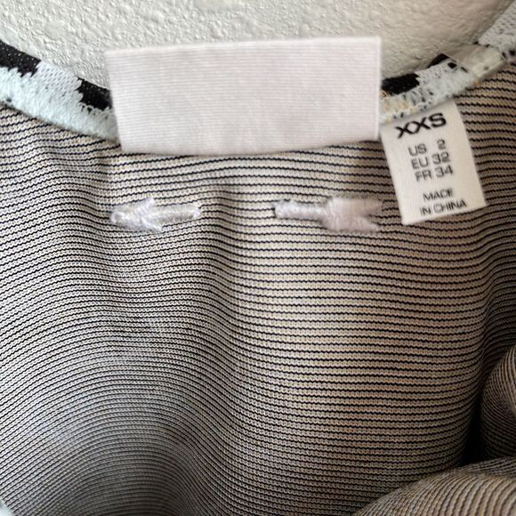 The Upside Ice Blue Leopard Crop Top Women’s Size XXS - Picture 6 of 6